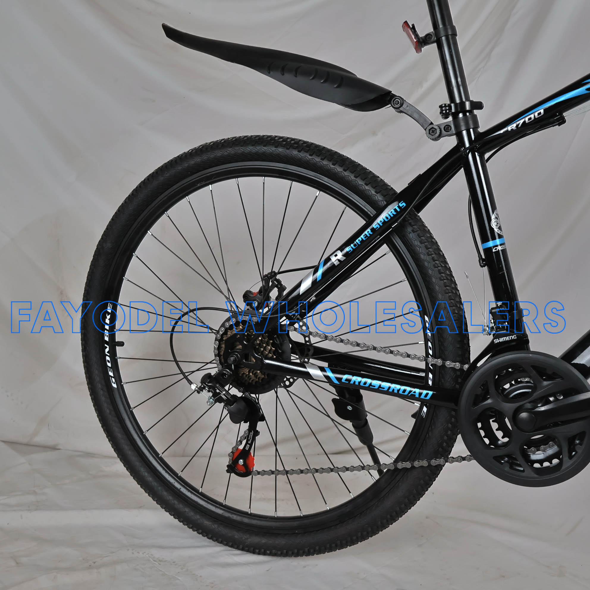 Cross Road CR700 detail 1