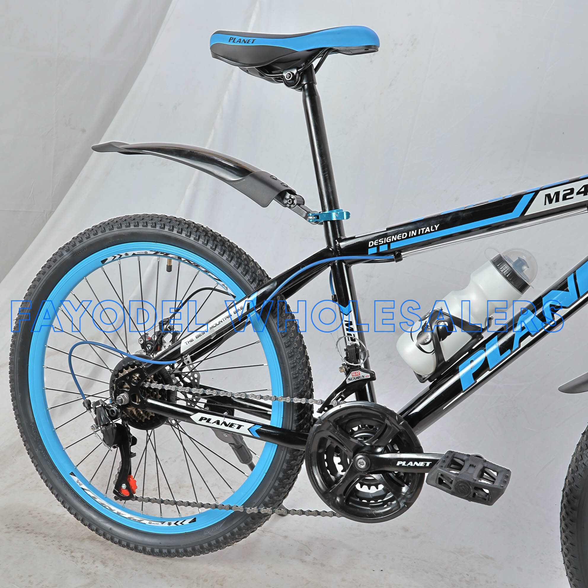 Planet M2400 detail 2