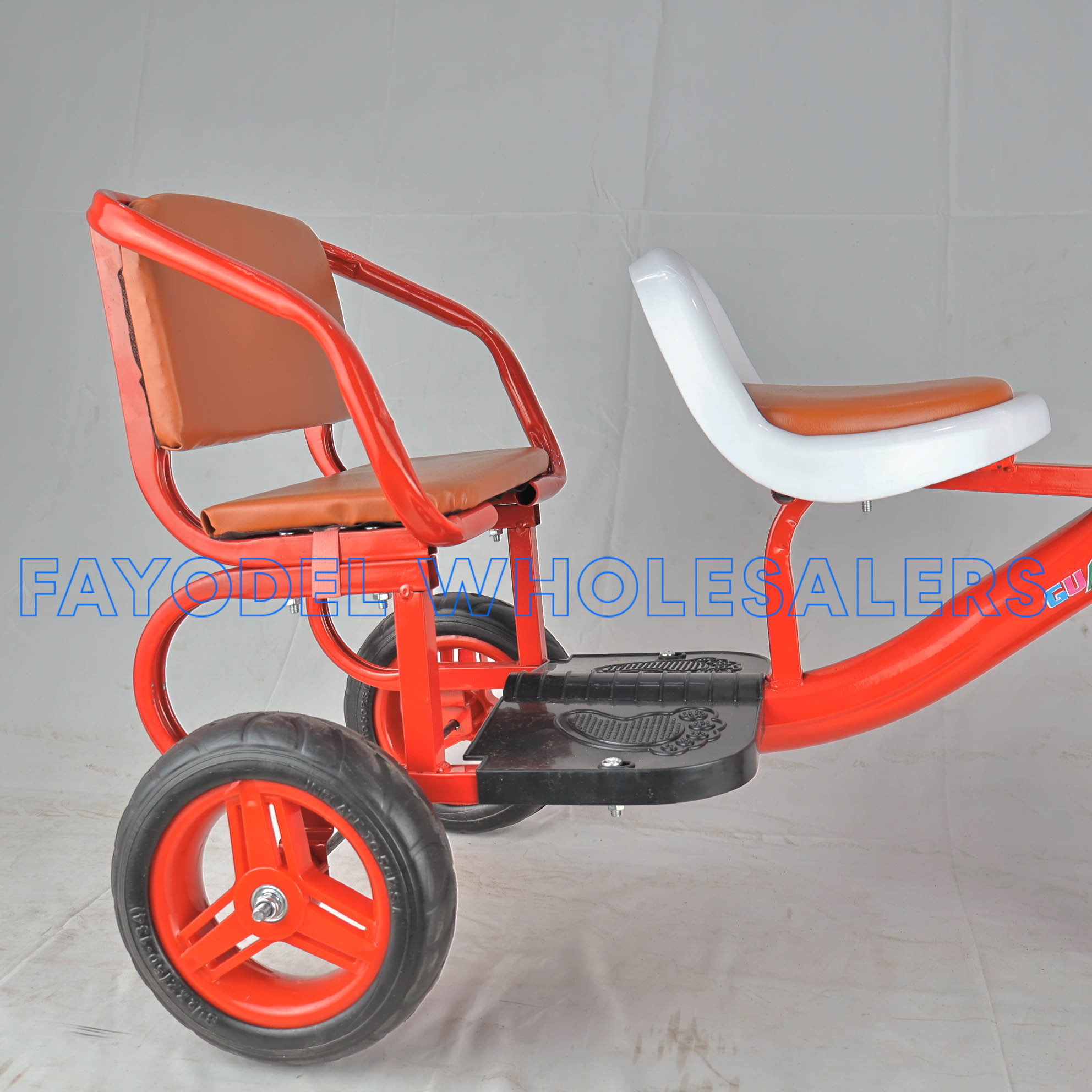 Tricycle Twin detail 1