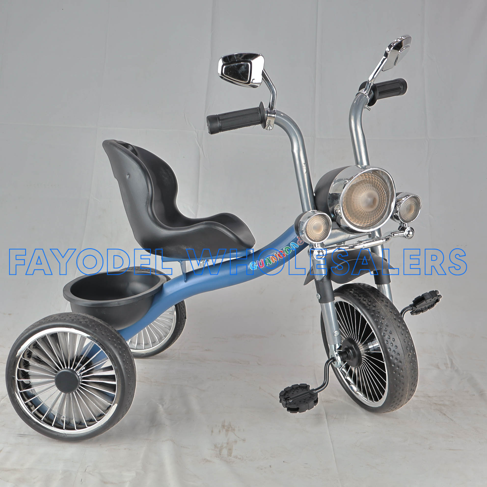 Tricycles HeadLights detail 1