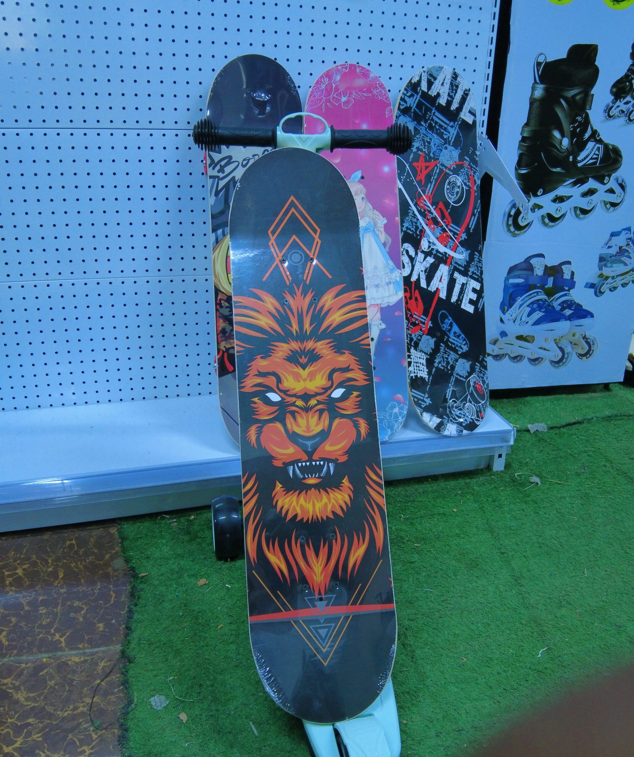 Urban Skateboard for kids and adults - Image 8