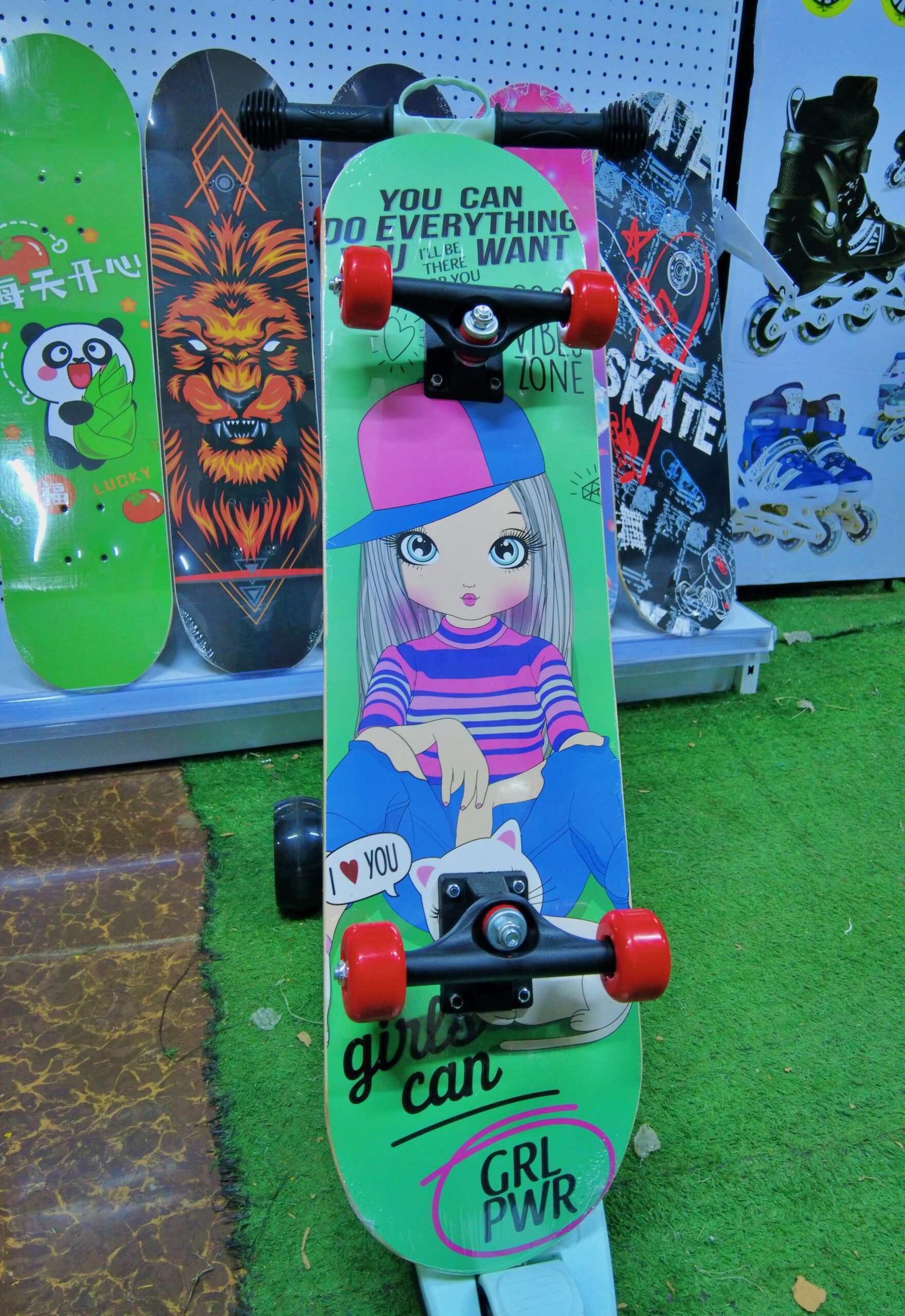 Urban Skateboard for kids and adults - Image 4
