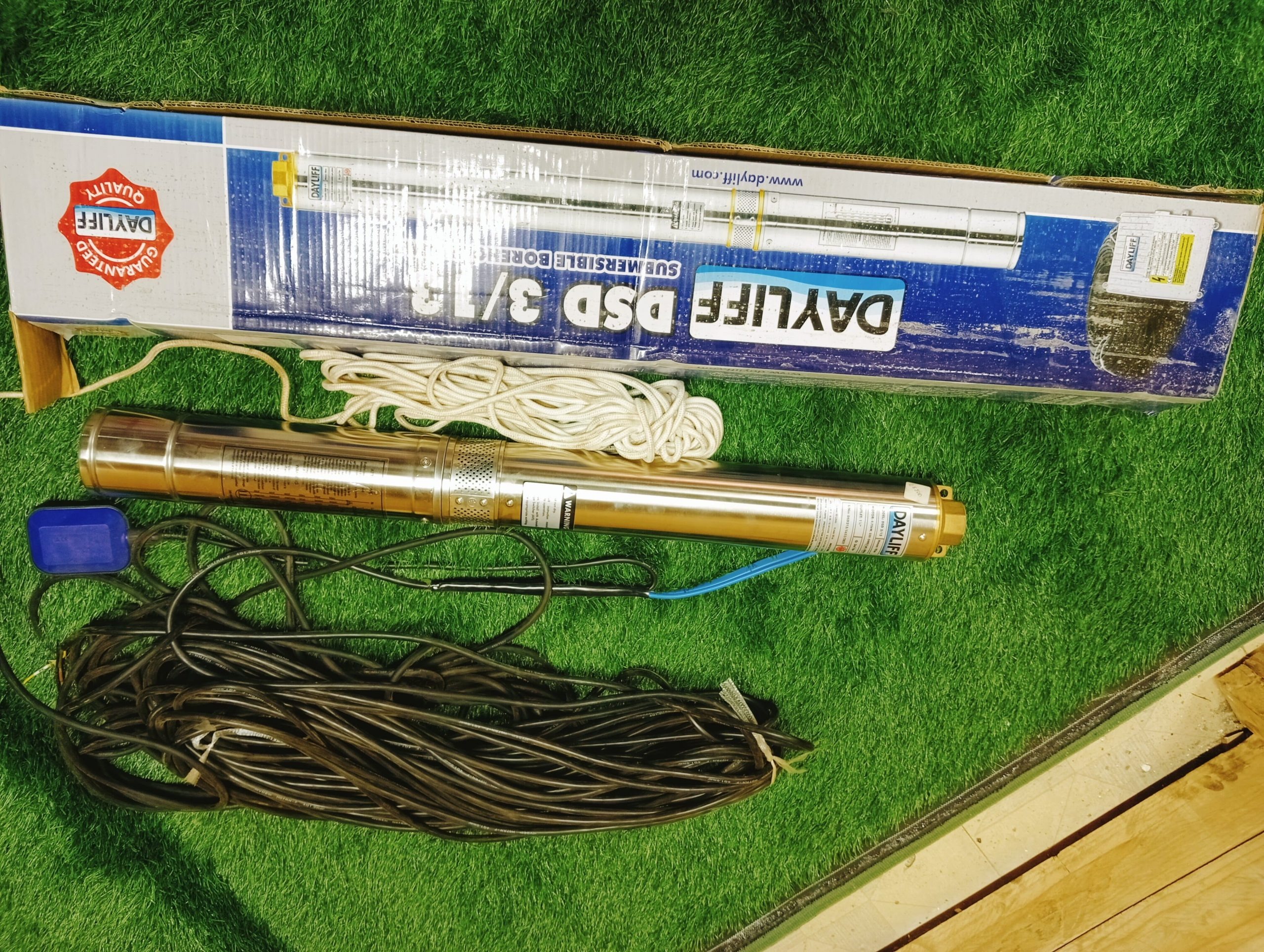 Dayliff DSD3E/13 Submersible Borehole Pump. detail 2