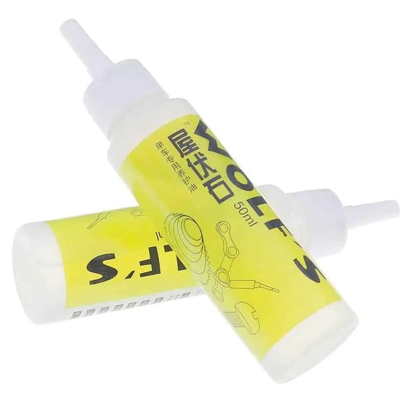 Wolf's Bicycle Maintenance Oil detail 2